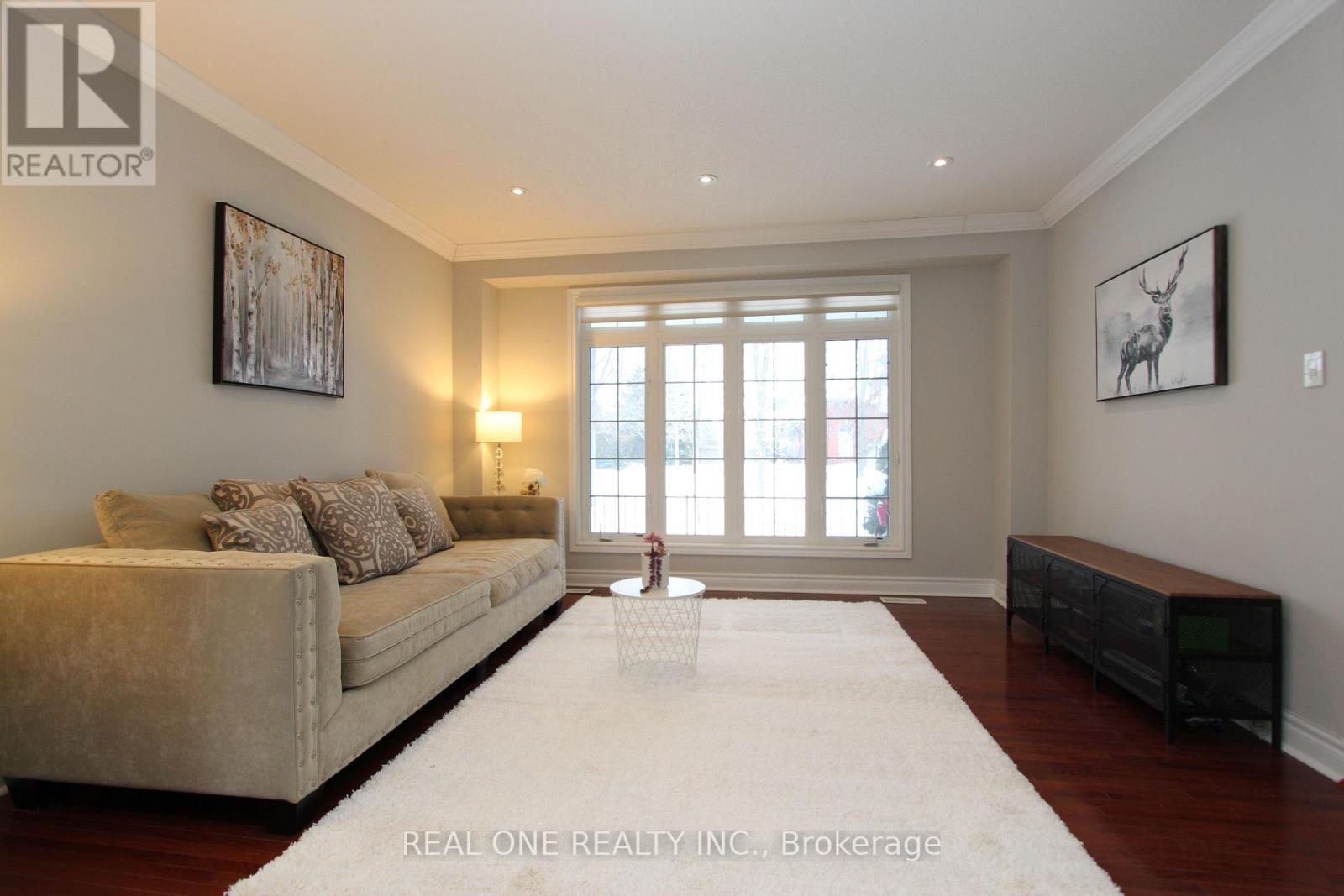 2 Delisle Street, Richmond Hill (Devonsleigh), Ontario  L4S 2R3 - Photo 5 - N12756256