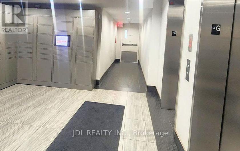 807 - 1420 Dupont Street, Toronto (Dovercourt-Wallace Emerson-Junction), Ontario  M6H 4J8 - Photo 6 - W12756238