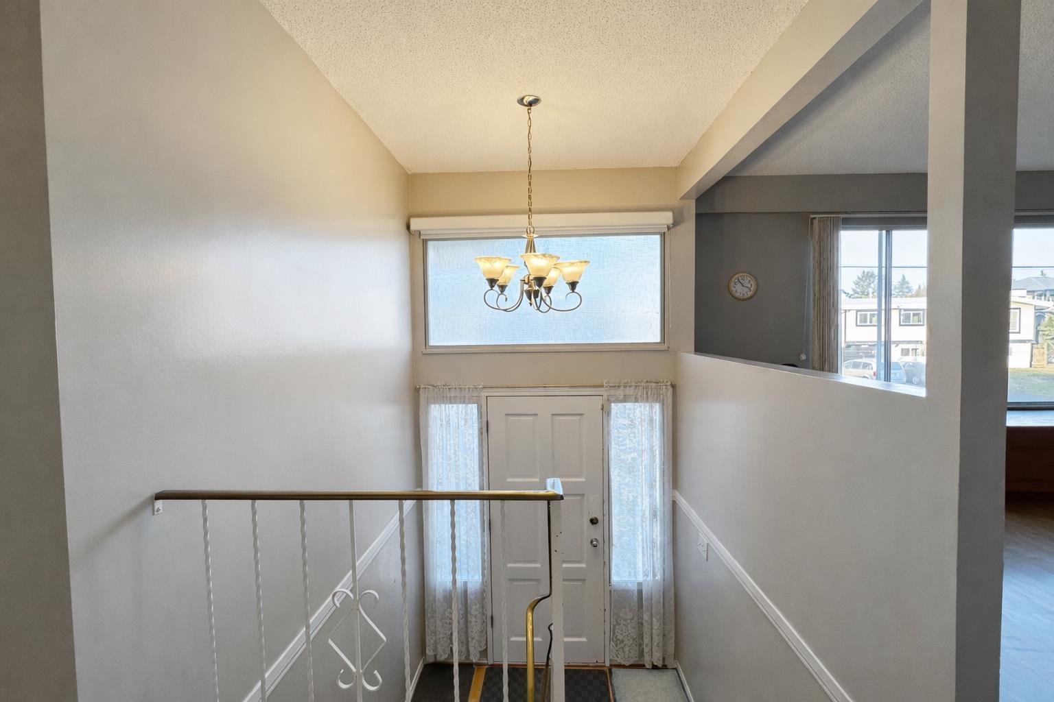 32052 Melmar Avenue, Abbotsford, British Columbia  V2T 1E6 - Photo 10 - R3085943