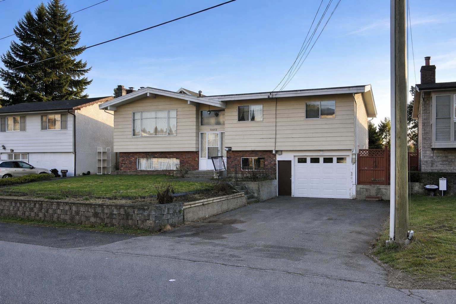 32052 Melmar Avenue, Abbotsford, British Columbia  V2T 1E6 - Photo 4 - R3085943