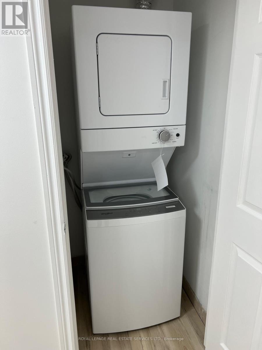 2116 - 3880 Duke Of York Boulevard, Mississauga, Ontario  L5B 4M7 - Photo 21 - W12704198