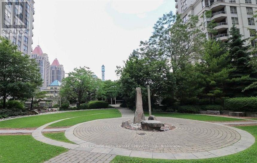 2116 - 3880 Duke Of York Boulevard, Mississauga, Ontario  L5B 4M7 - Photo 29 - W12704198