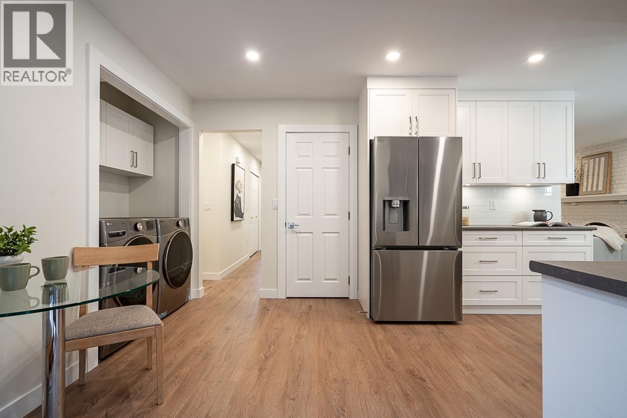 2266 Swinburne Avenue, North Vancouver, British Columbia  V7H 1L1 - Photo 21 - R3086289