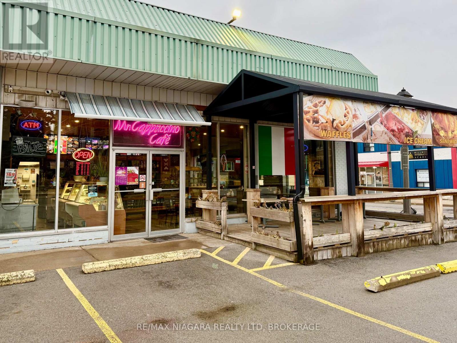 5 - 4632 Victoria Avenue, Niagara Falls, Ontario  L2E 4B7 - Photo 2 - X12756296