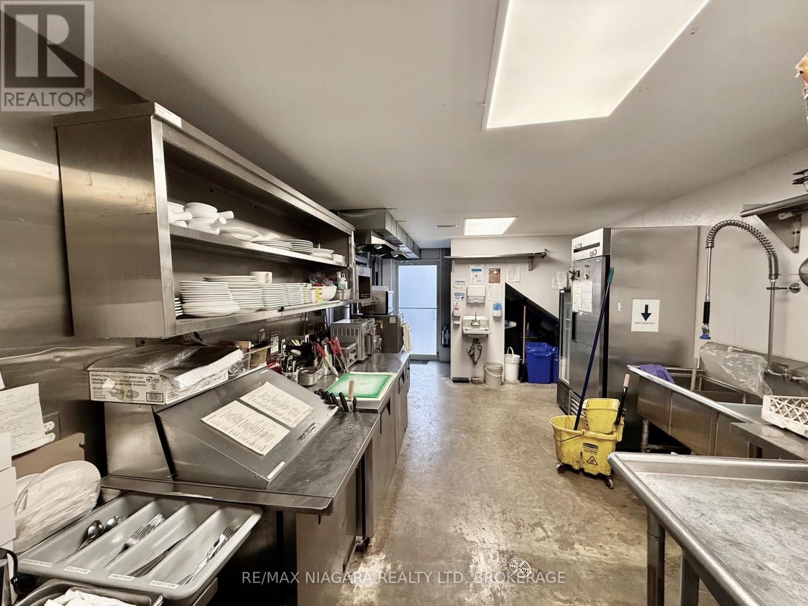 5 - 4632 Victoria Avenue, Niagara Falls, Ontario  L2E 4B7 - Photo 28 - X12756296