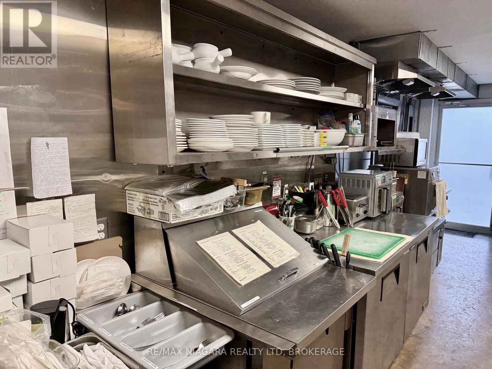 5 - 4632 Victoria Avenue, Niagara Falls, Ontario  L2E 4B7 - Photo 29 - X12756296