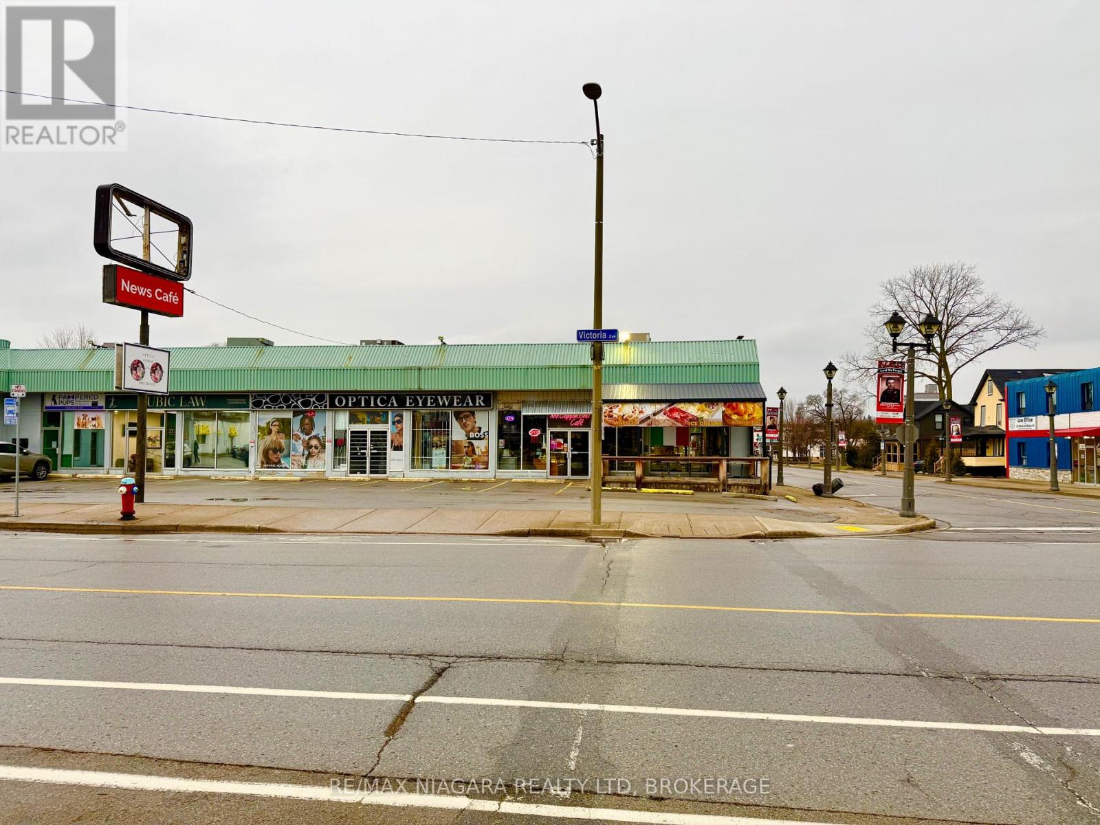 5 - 4632 Victoria Avenue, Niagara Falls, Ontario  L2E 4B7 - Photo 5 - X12756296