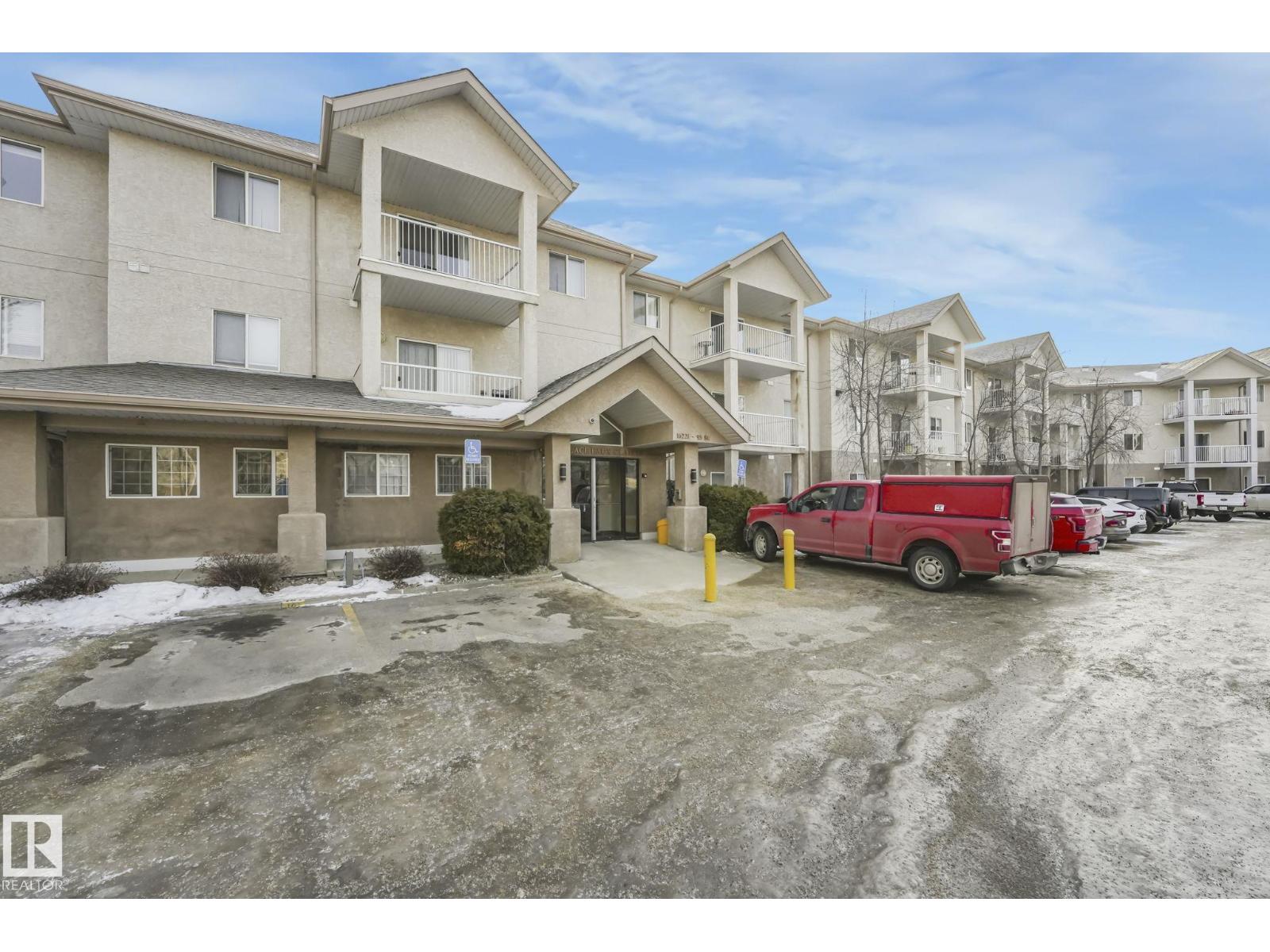 #109 16221 95 St Nw, Edmonton, Alberta  T5Z 3V3 - Photo 2 - E4472136