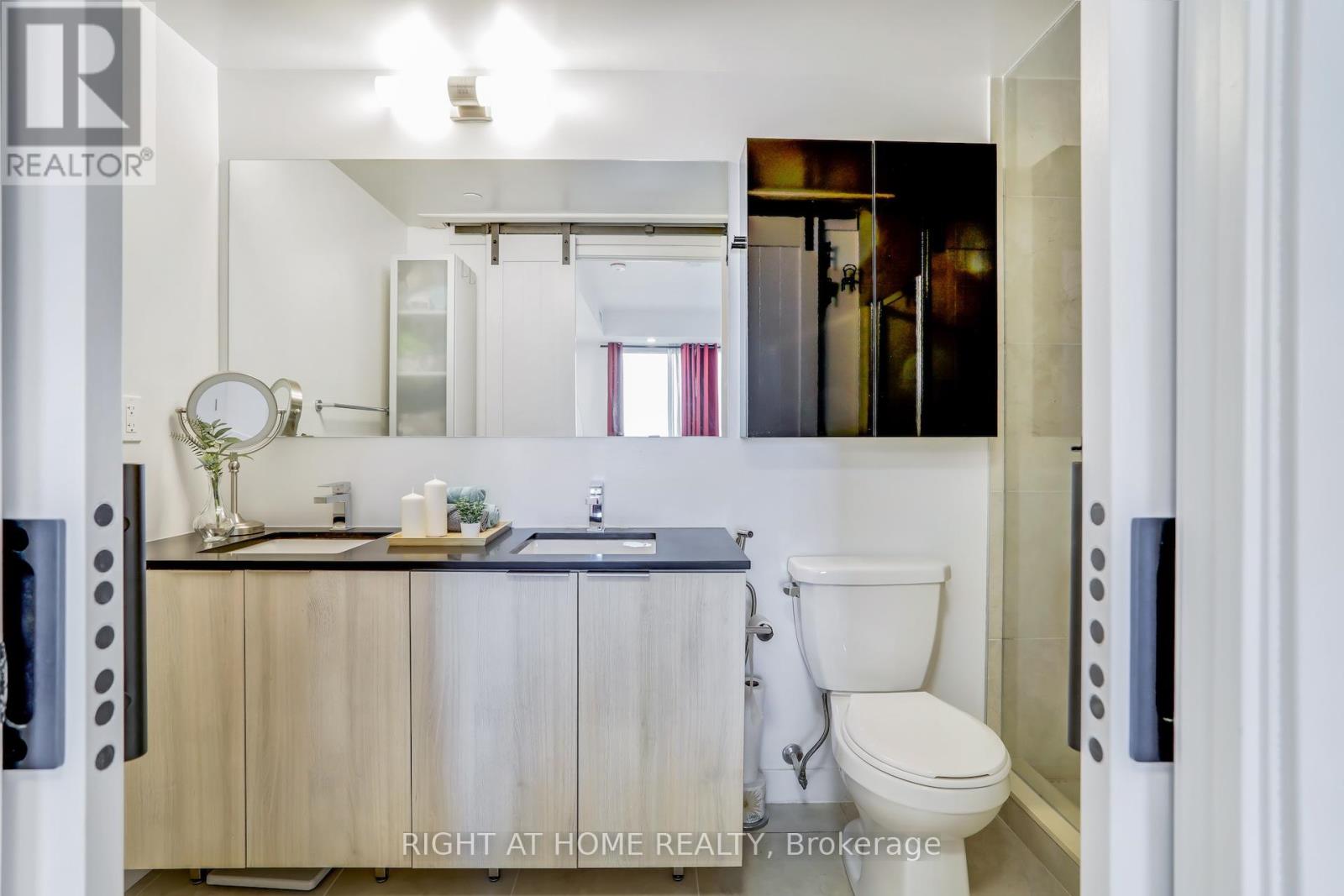 402 - 31 Tippett Road, Toronto, Ontario  M3H 0C8 - Photo 16 - C12756294