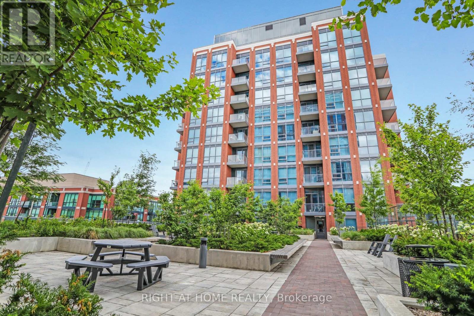 402 - 31 Tippett Road, Toronto, Ontario  M3H 0C8 - Photo 35 - C12756294
