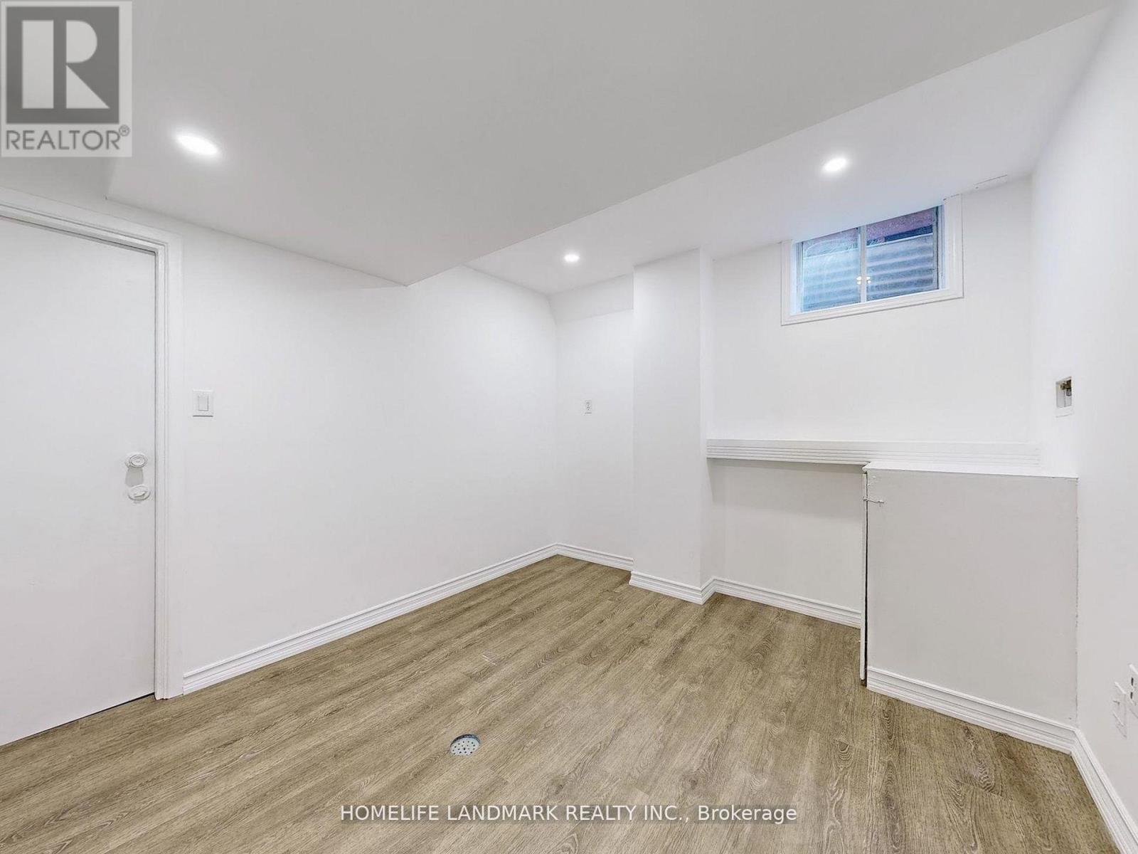 Basement - 58 London Road, Newmarket (Bristol-London), Ontario  L3Y 6A2 - Photo 11 - N12756292