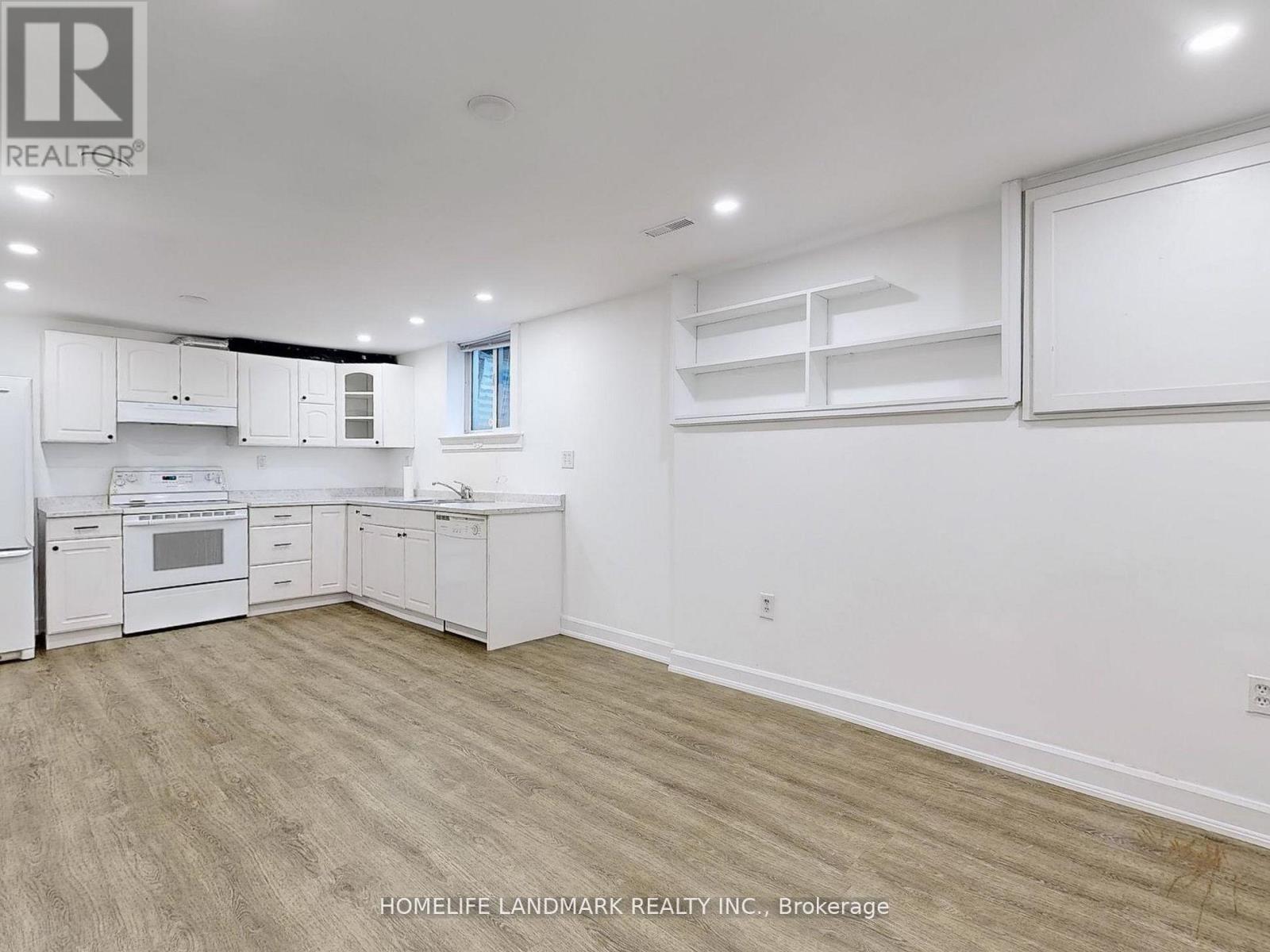 Basement - 58 London Road, Newmarket (Bristol-London), Ontario  L3Y 6A2 - Photo 5 - N12756292