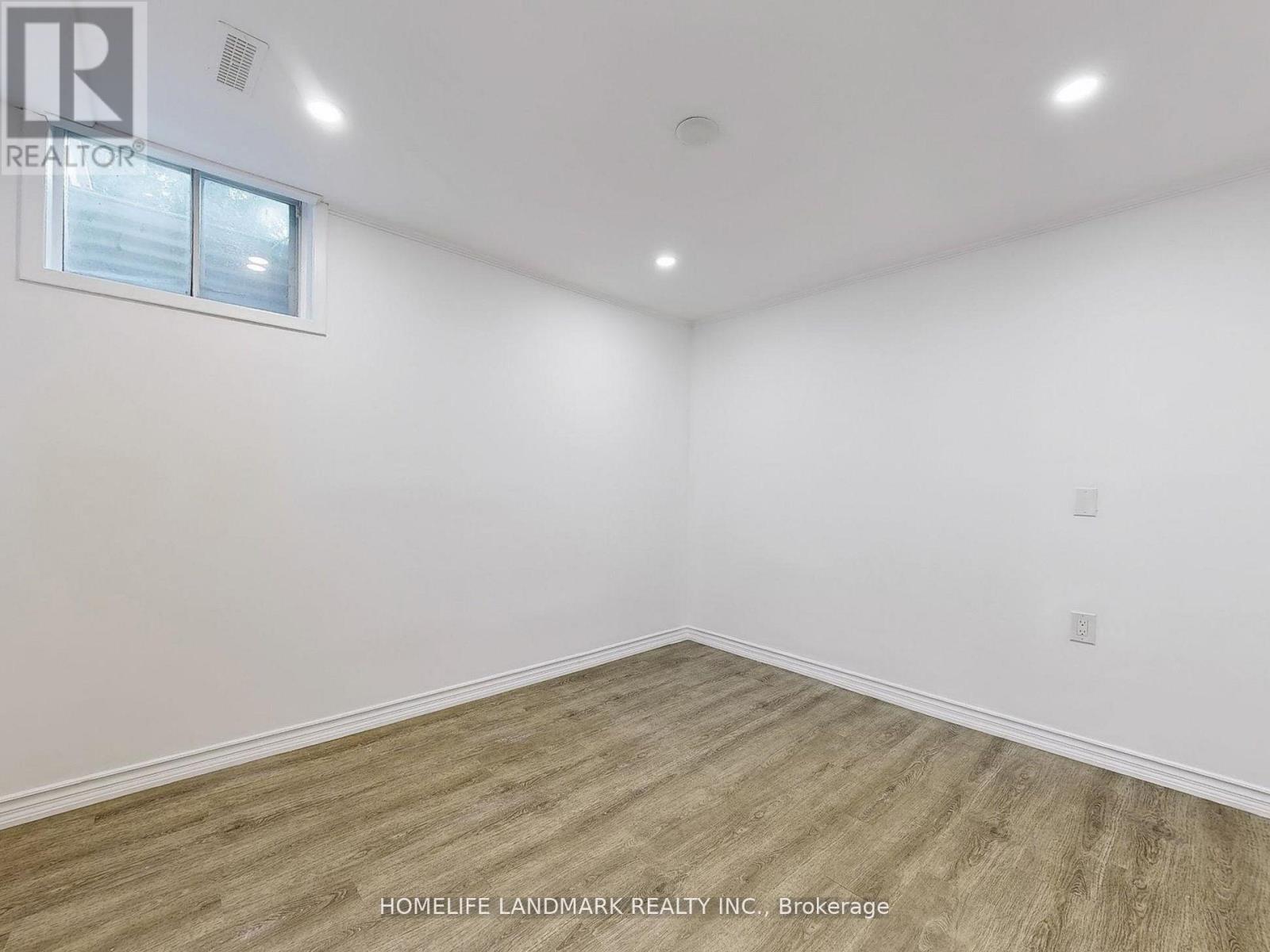 Basement - 58 London Road, Newmarket (Bristol-London), Ontario  L3Y 6A2 - Photo 9 - N12756292