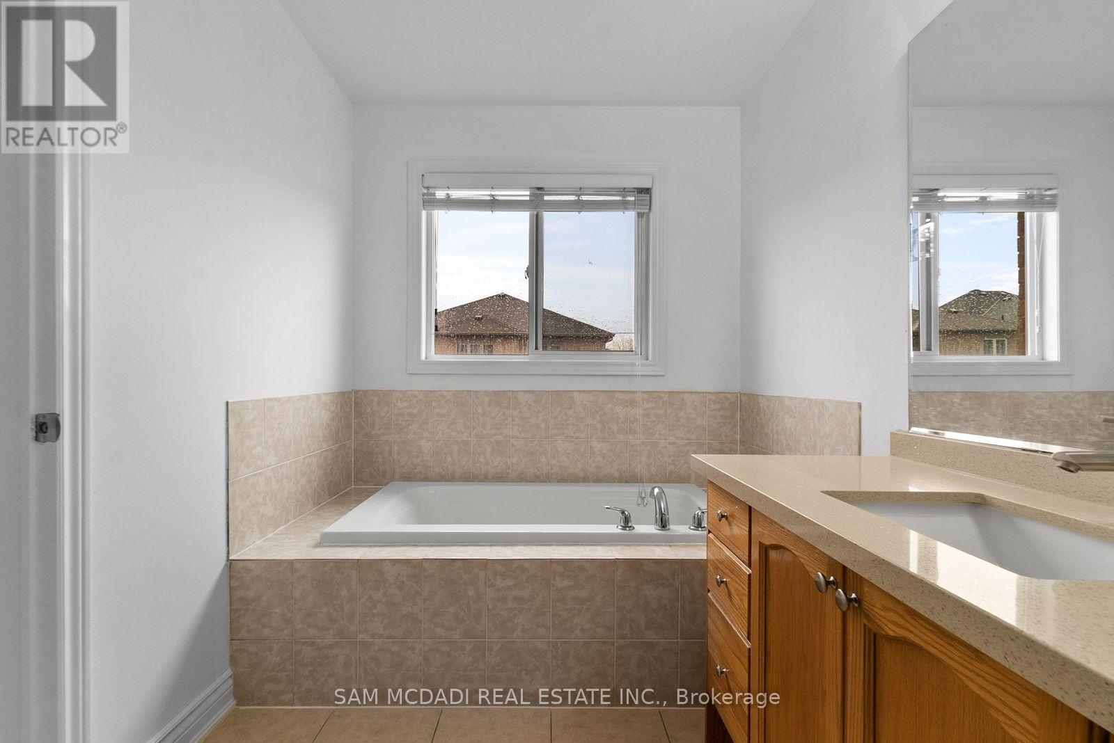 23 Manordale Crescent, Vaughan, Ontario  L4H 0T6 - Photo 17 - N12756300