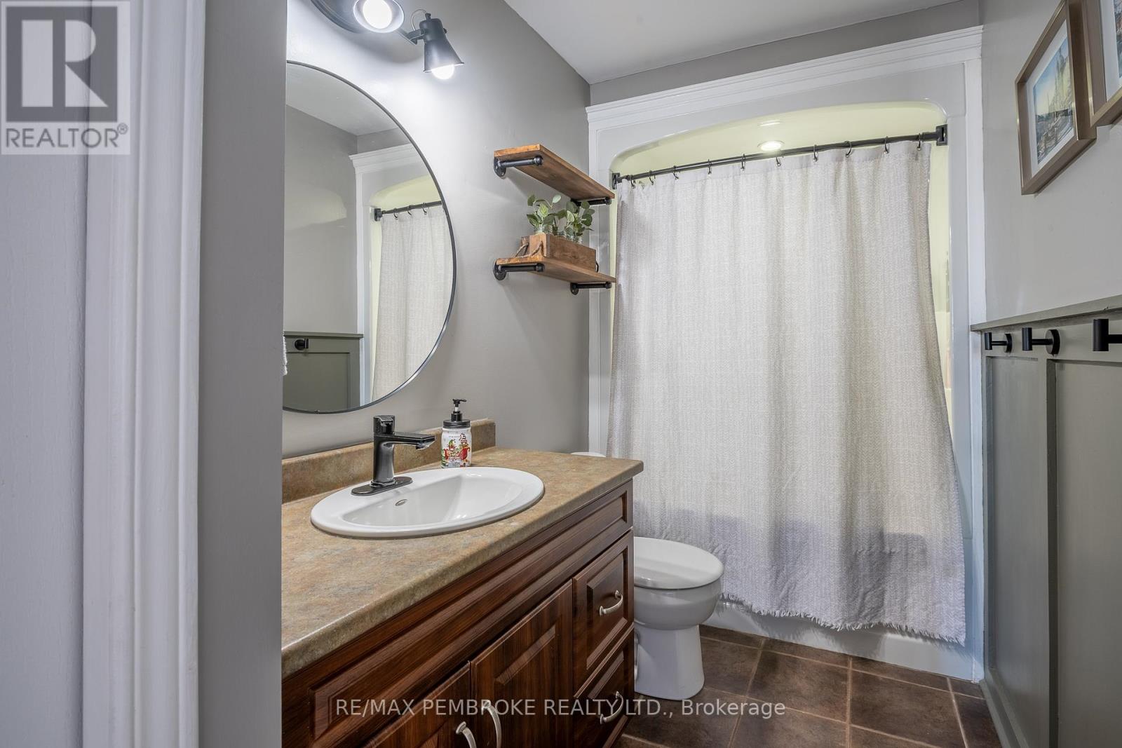 1017 Riverstone Trail, Petawawa, Ontario  K8H 0B3 - Photo 27 - X12756244