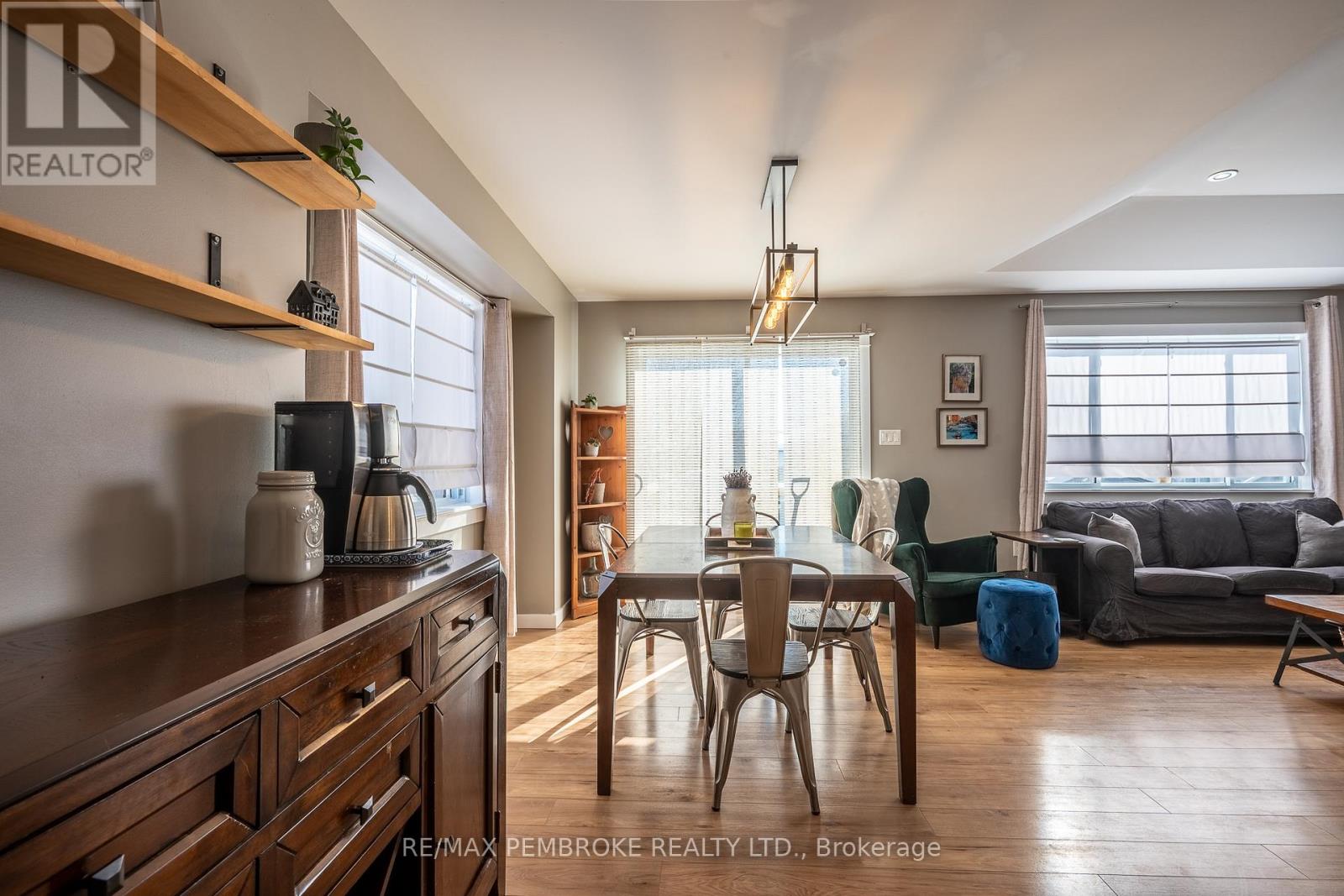 1017 Riverstone Trail, Petawawa, Ontario  K8H 0B3 - Photo 15 - X12756244