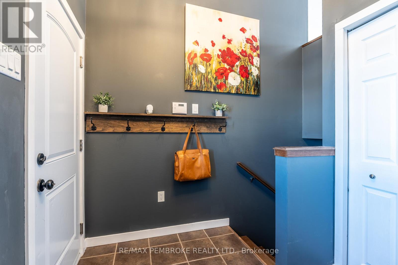 1017 Riverstone Trail, Petawawa, Ontario  K8H 0B3 - Photo 9 - X12756244