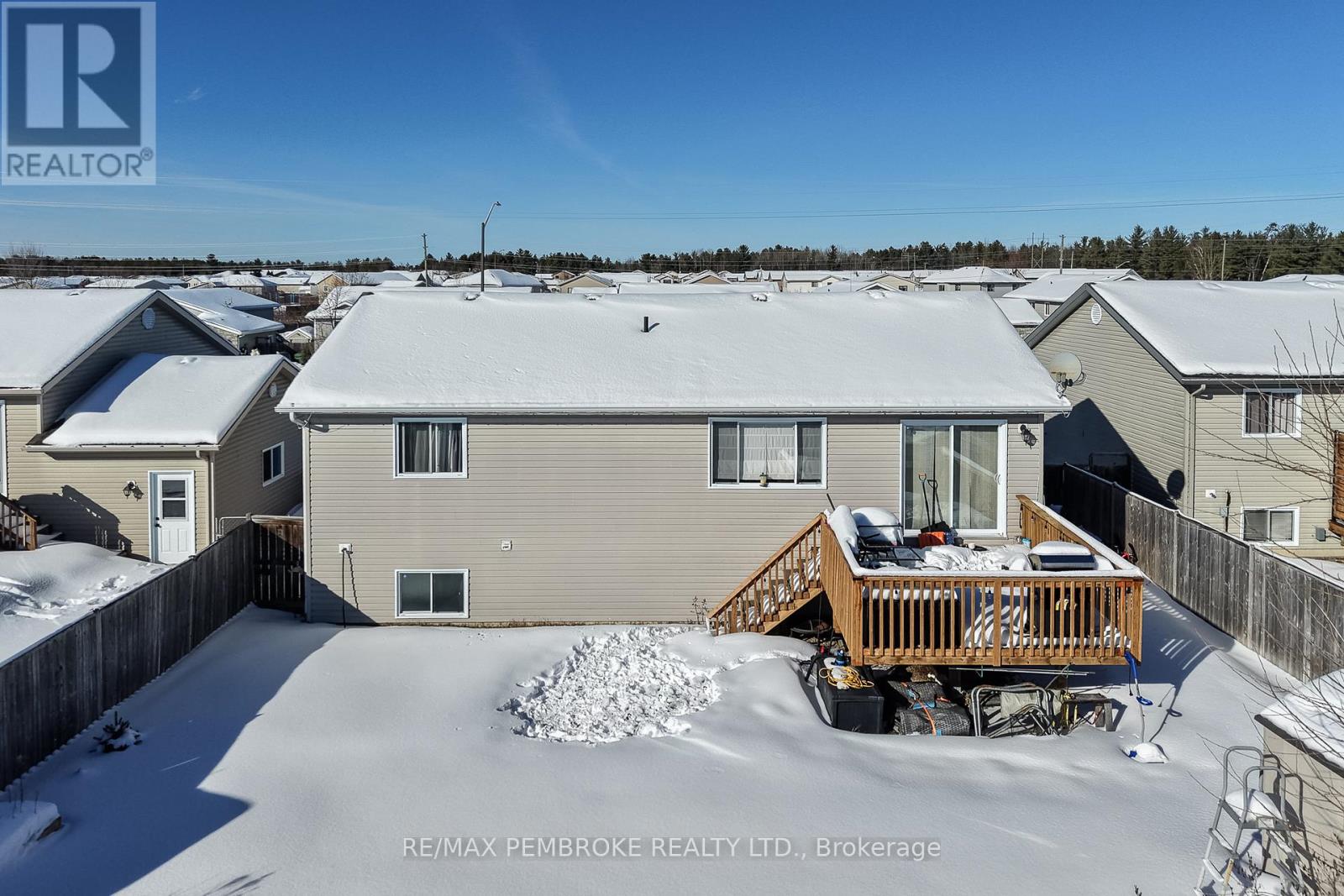 1017 Riverstone Trail, Petawawa, Ontario  K8H 0B3 - Photo 5 - X12756244