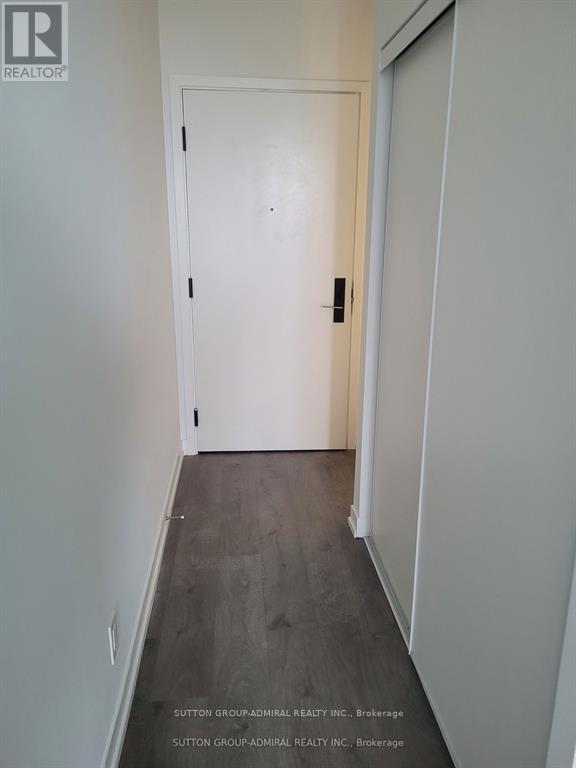 921 - 270 Dufferin Street, Toronto, Ontario  M6K 0H8 - Photo 7 - W12756314