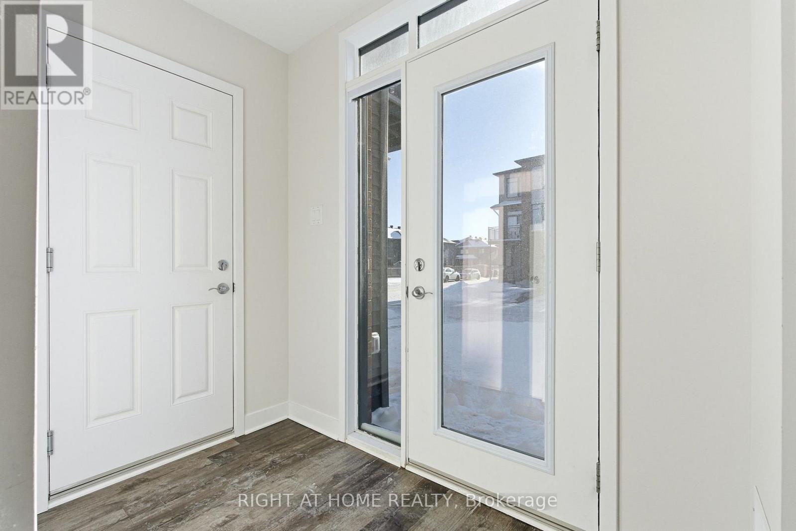 164 Visor Private, Ottawa, Ontario  K2V 0S6 - Photo 3 - X12756308