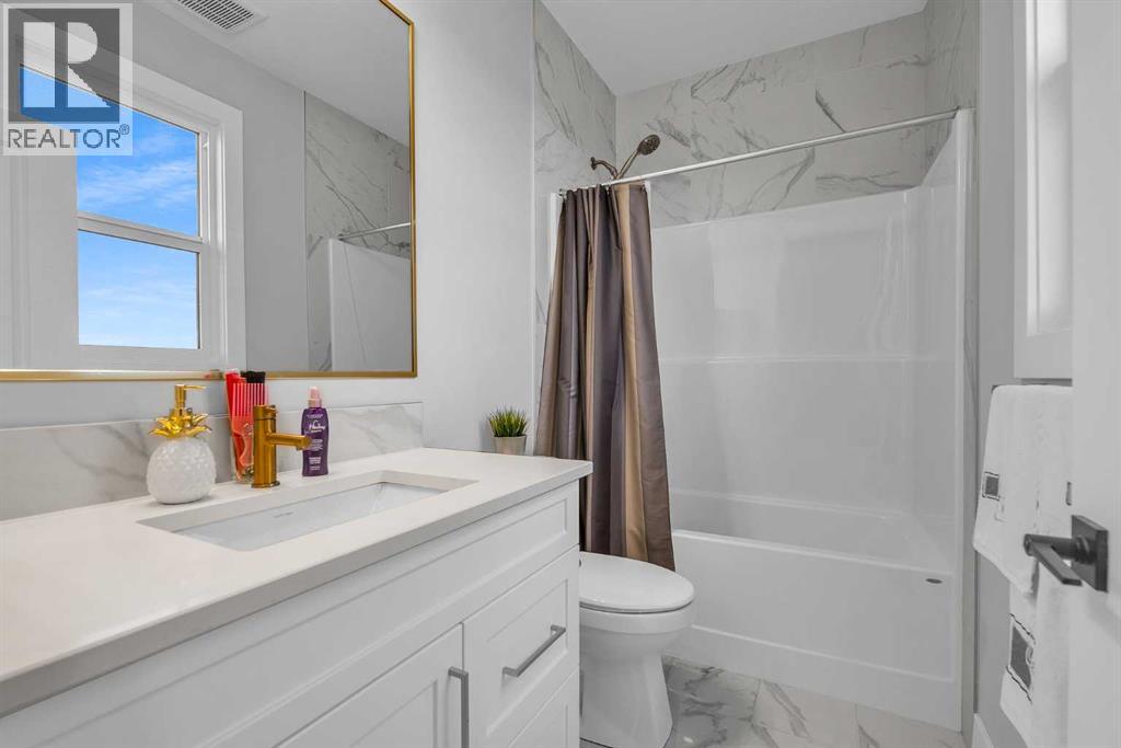 127 Creekstone Park Sw, Calgary, Alberta  T2X 5E9 - Photo 31 - A2274388