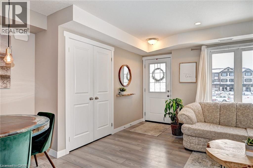 160 Rochefort Street Unit# E5, Kitchener, Ontario  N2R 1V5 - Photo 3 - 40802842