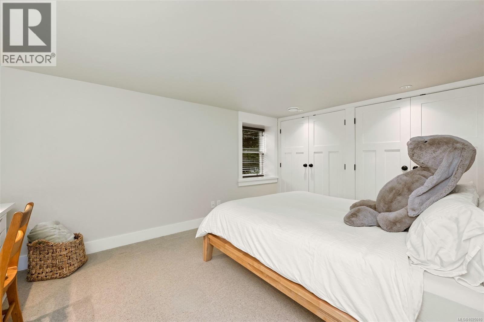 2753 Cavendish Ave, Oak Bay, British Columbia  V8R 2G7 - Photo 52 - 1025010