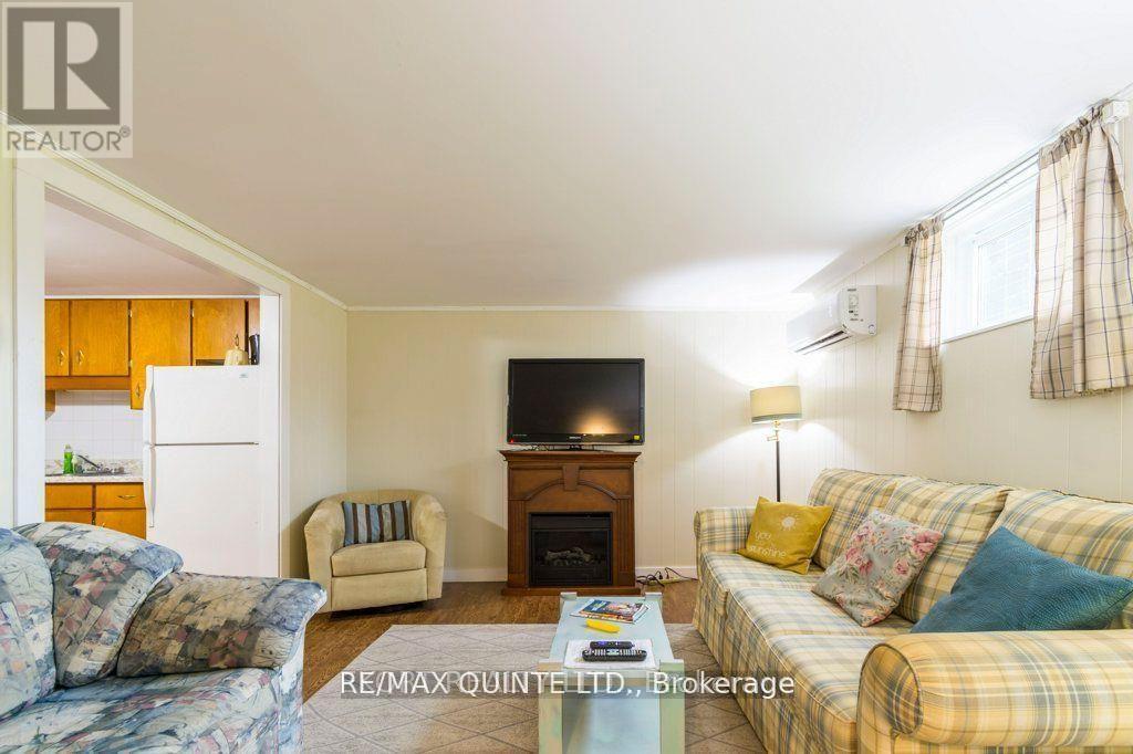 Lower - 239 Dundas Street W, Belleville, Ontario  K8P 1A9 - Photo 8 - X12756376