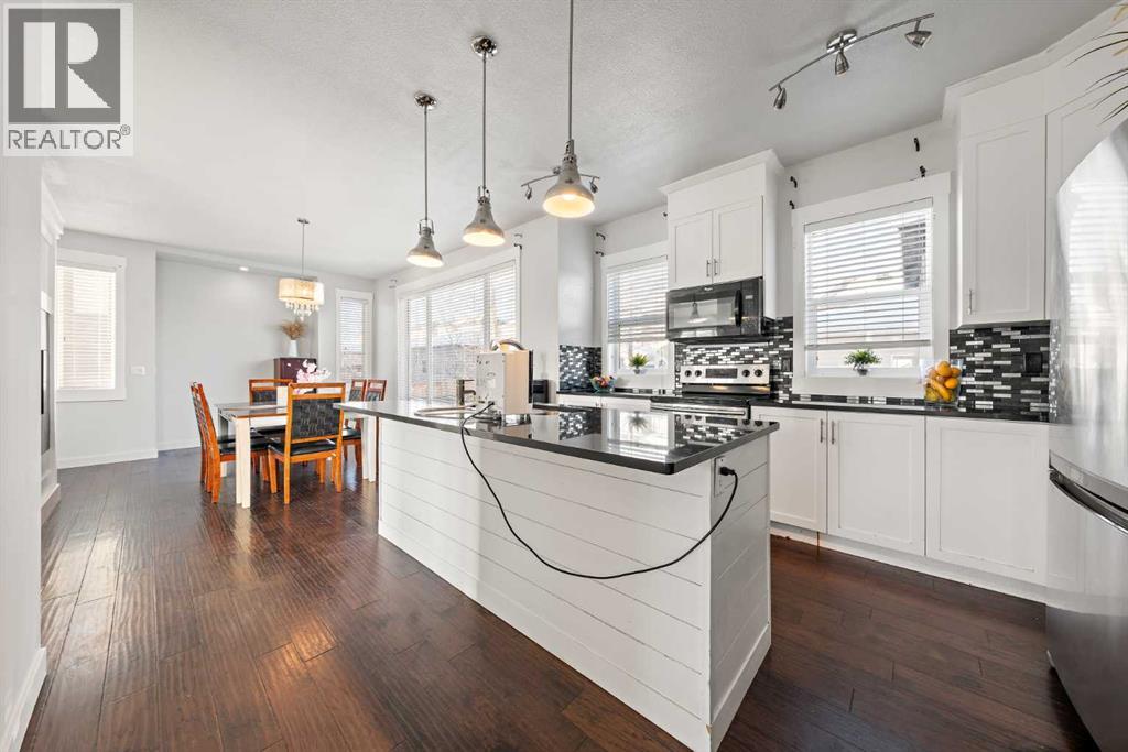 161 Rainbow Falls Glen, Chestermere, Alberta  T1X 0S5 - Photo 13 - A2273175