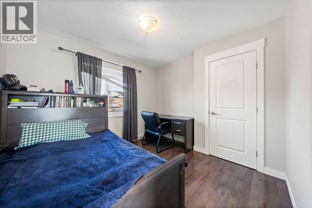 161 Rainbow Falls Glen, Chestermere, Alberta  T1X 0S5 - Photo 17 - A2273175