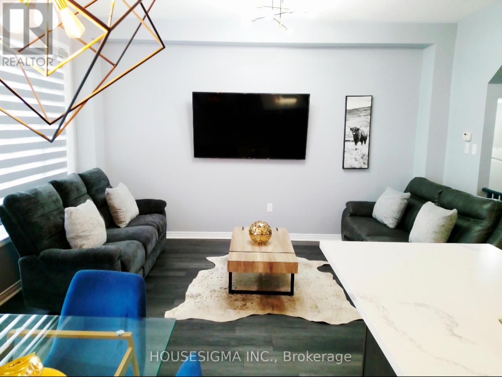 6 Barfoot Street, Collingwood, Ontario  L9Y 3Y7 - Photo 3 - S12712110