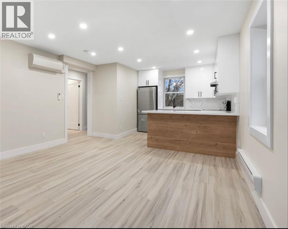 264 Thayer Avenue Unit# 2, Hamilton, Ontario  L9A 1J7 - Photo 2 - 40802846