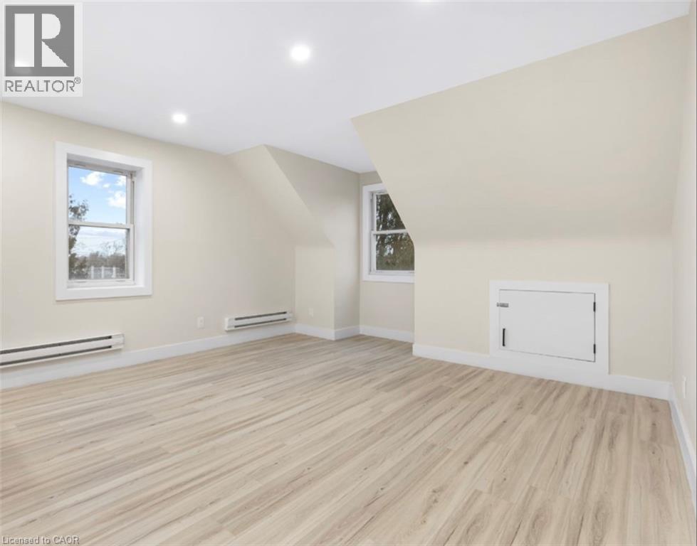 264 Thayer Avenue Unit# 2, Hamilton, Ontario  L9A 1J7 - Photo 5 - 40802846