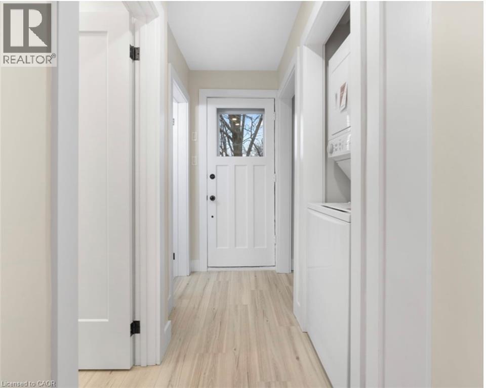 264 Thayer Avenue Unit# 2, Hamilton, Ontario  L9A 1J7 - Photo 7 - 40802846