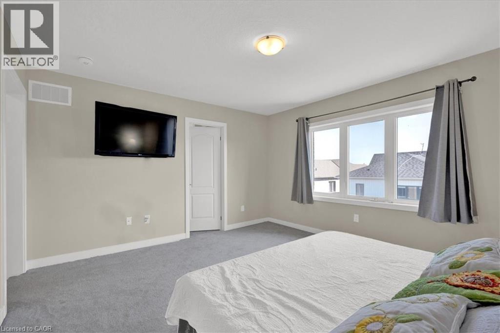 73 Stern Drive Drive, Welland, Ontario  L3B 0M3 - Photo 11 - 40802845