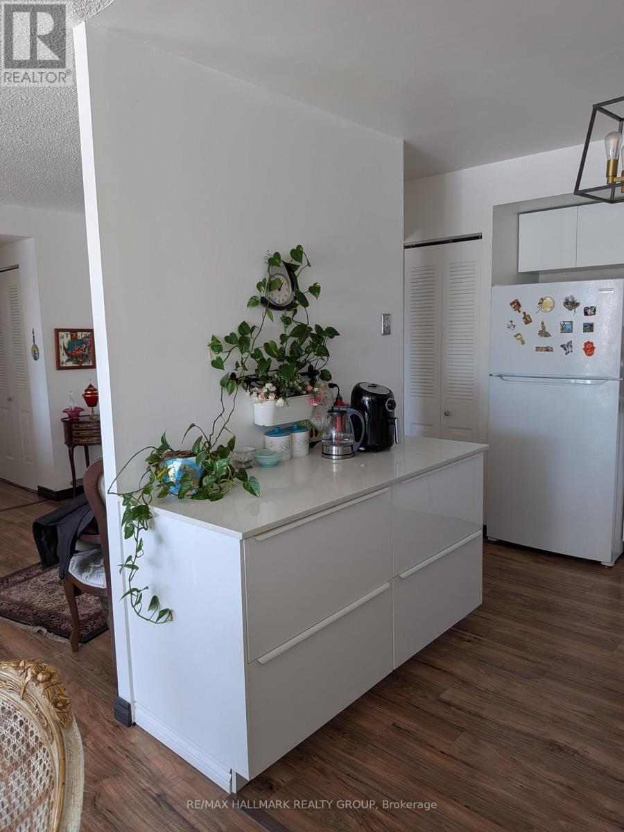 508 - 2759 Carousel Crescent, Ottawa, Ontario  K1T 2N5 - Photo 8 - X12706414