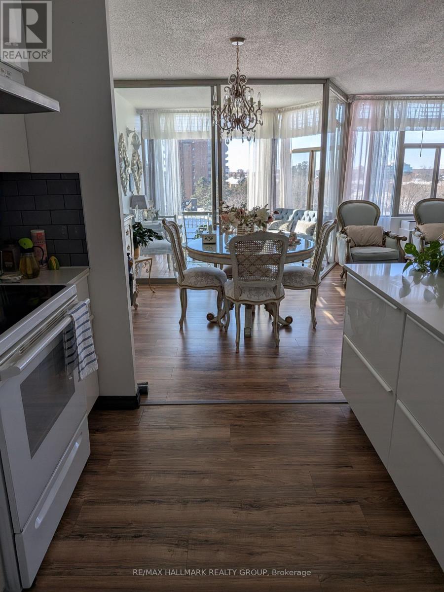 508 - 2759 Carousel Crescent, Ottawa, Ontario  K1T 2N5 - Photo 4 - X12706414