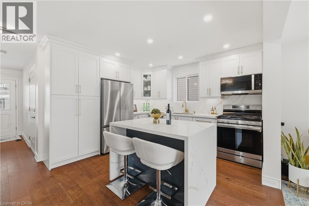 279 Highbrook Crescent, Kitchener, Ontario  N2E 3S6 - Photo 4 - 40802354