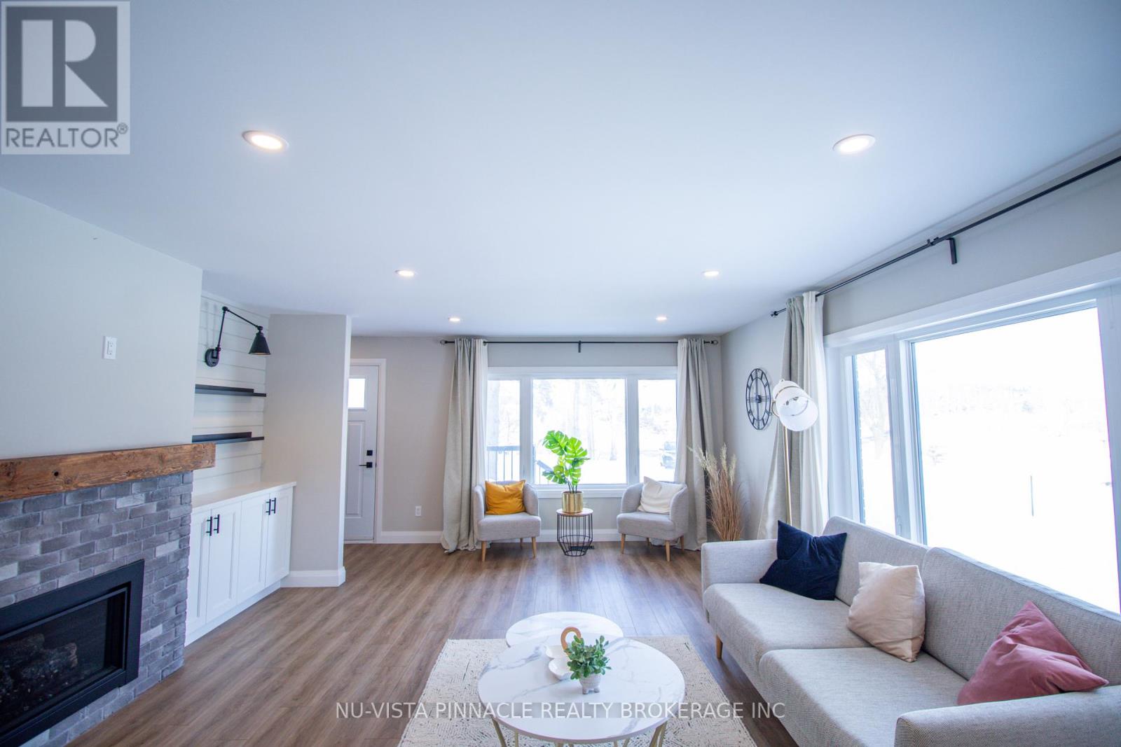 7142 Highway 7, Halton Hills, Ontario  L7J 2L9 - Photo 12 - W12756398