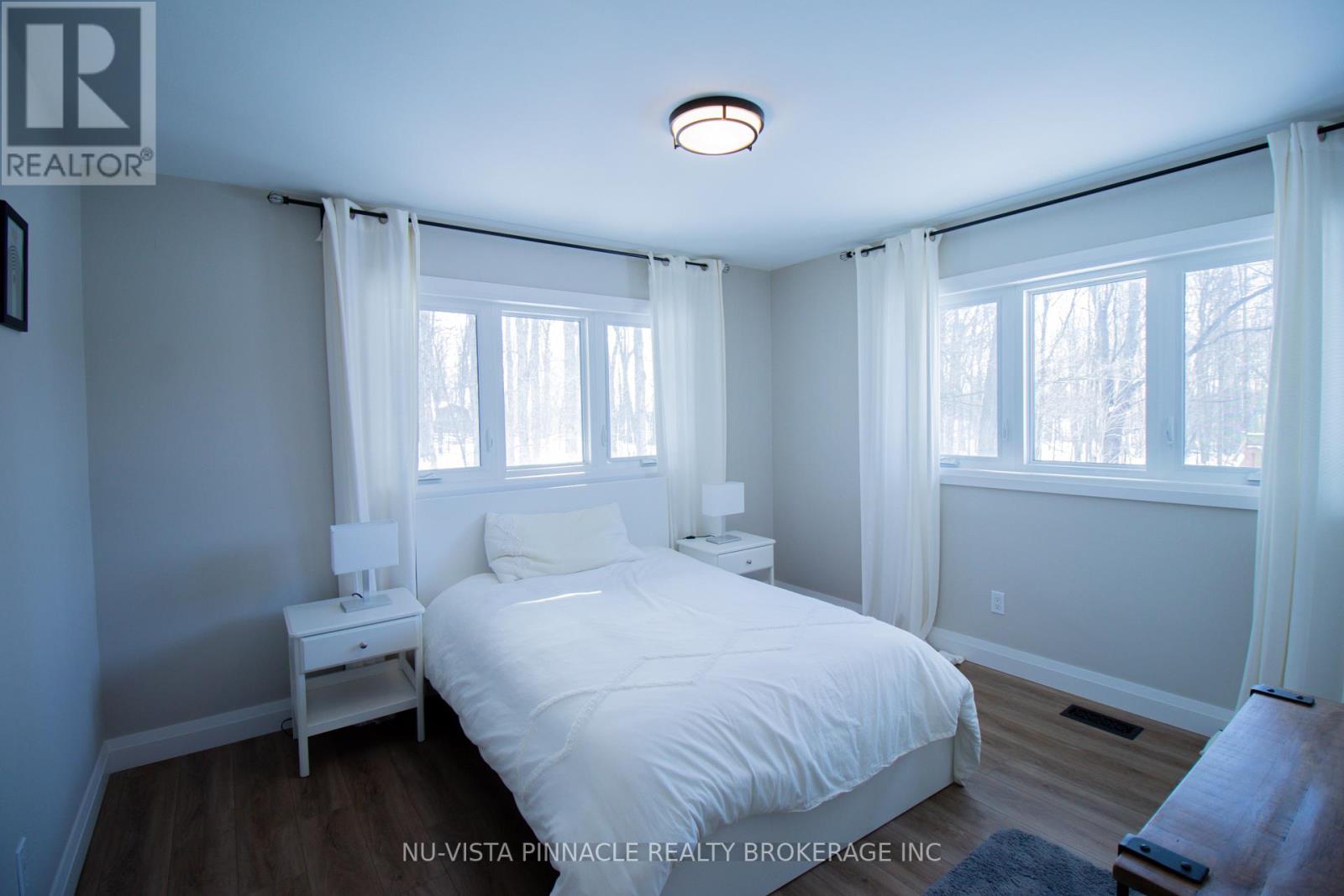 7142 Highway 7, Halton Hills, Ontario  L7J 2L9 - Photo 22 - W12756398