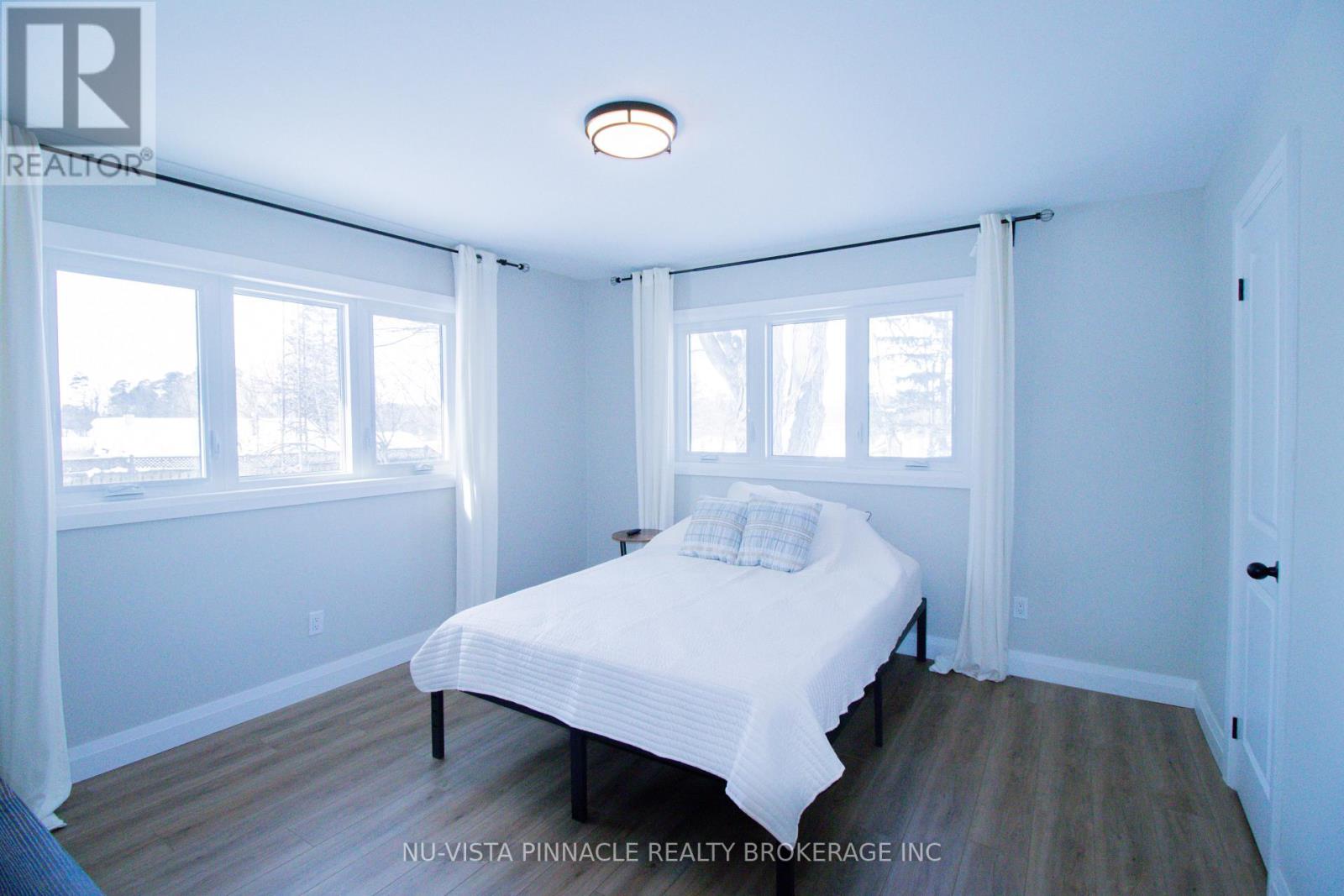 7142 Highway 7, Halton Hills, Ontario  L7J 2L9 - Photo 25 - W12756398