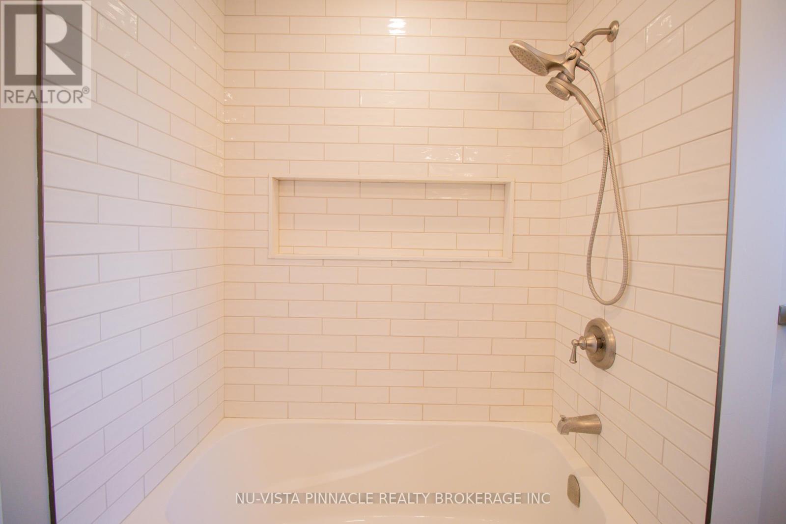 7142 Highway 7, Halton Hills, Ontario  L7J 2L9 - Photo 28 - W12756398