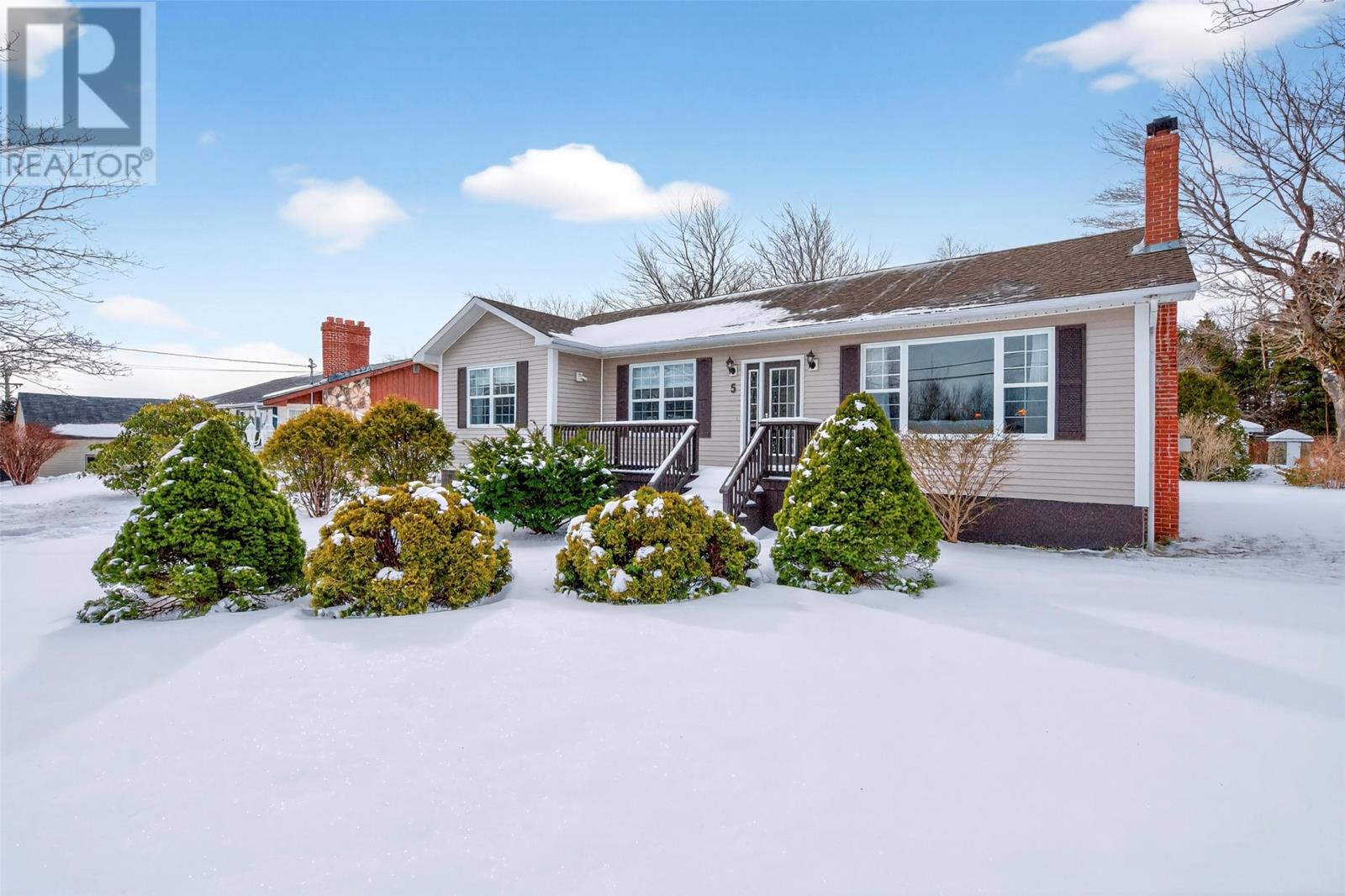 5 Cross Road, Bay Roberts, Newfoundland & Labrador  A0A 1G0 - Photo 2 - 1294247