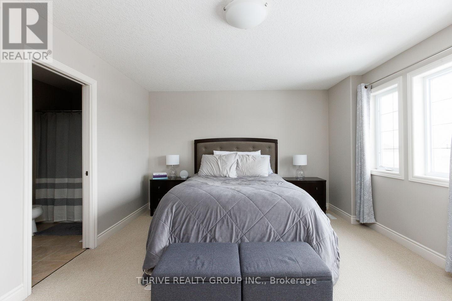 33 Abbott Street, Strathroy-Caradoc, Ontario  N7G 0B6 - Photo 20 - X12756382