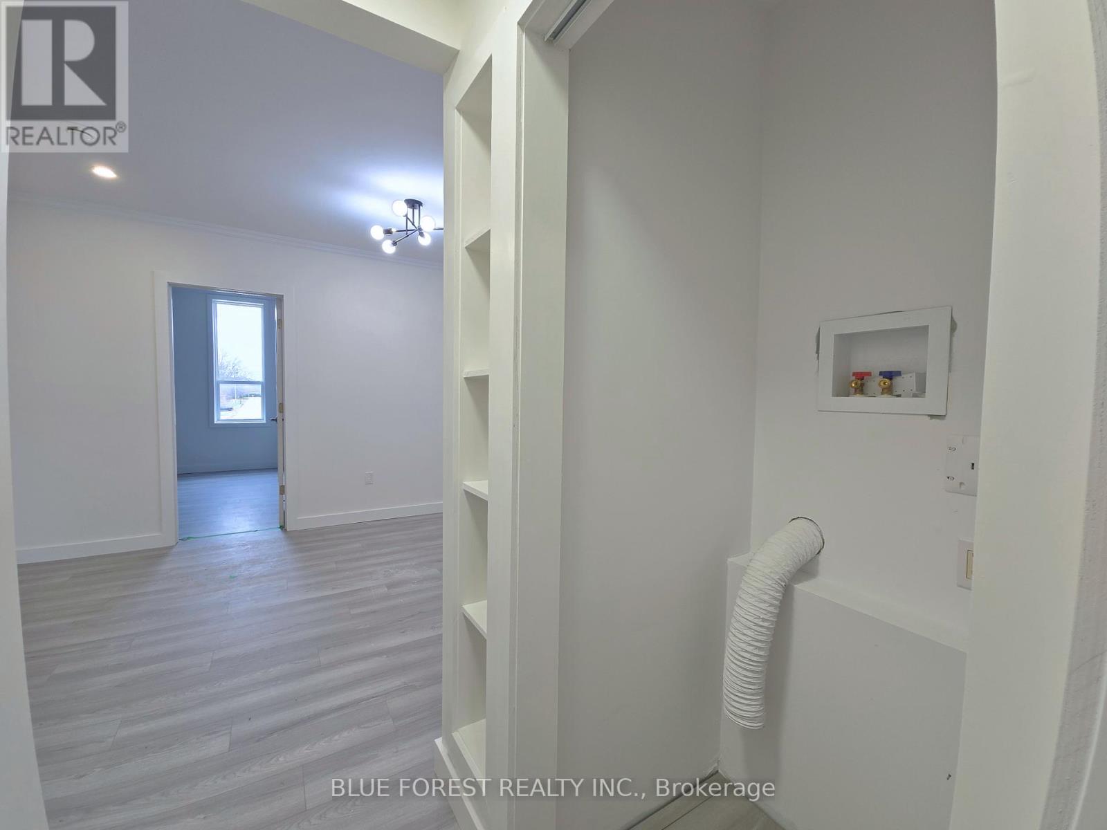 Unit A - 213 Furnival Road, West Elgin, Ontario  N0L 2C0 - Photo 6 - X12756392