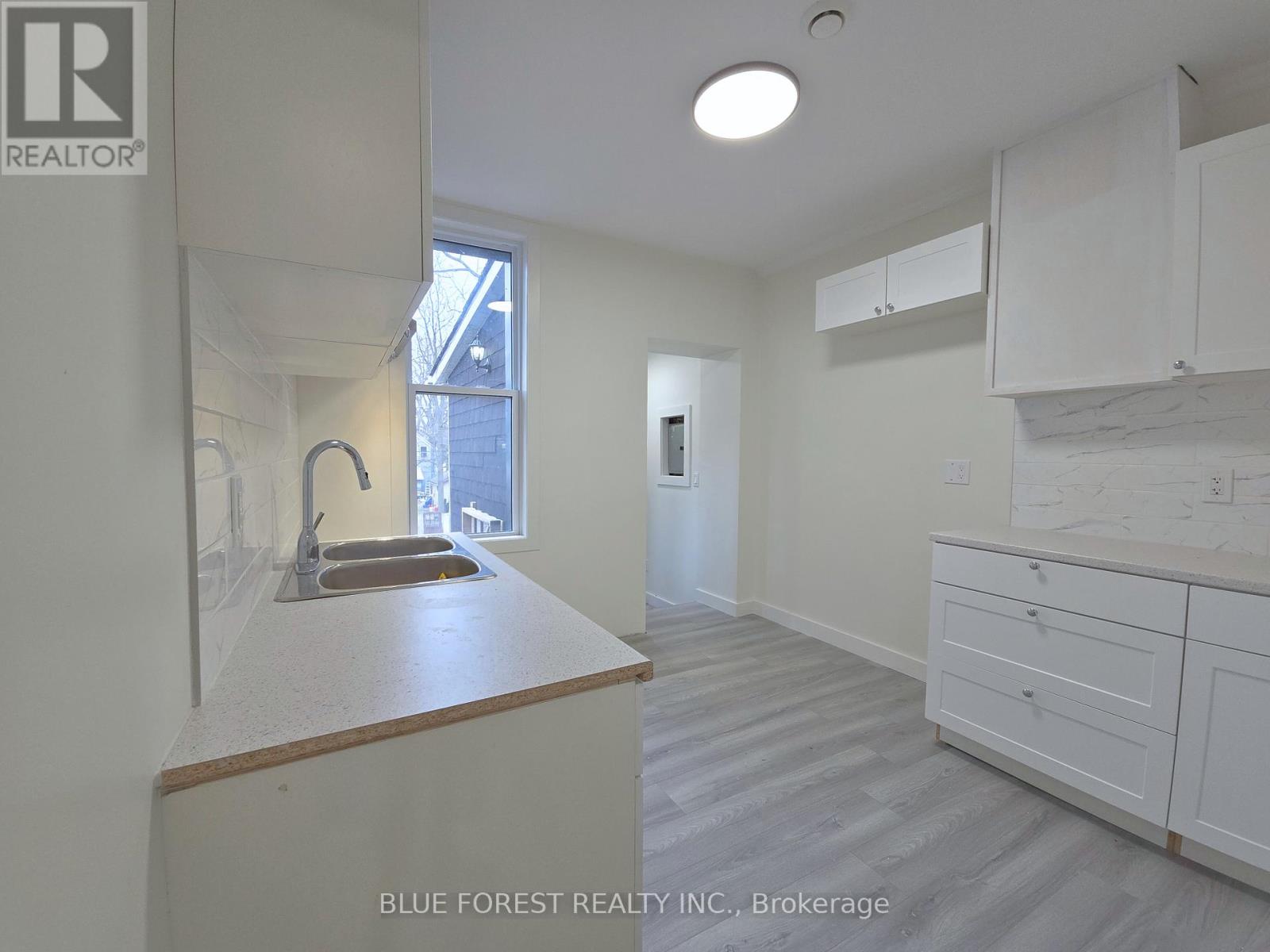 Unit A - 213 Furnival Road, West Elgin, Ontario  N0L 2C0 - Photo 7 - X12756392