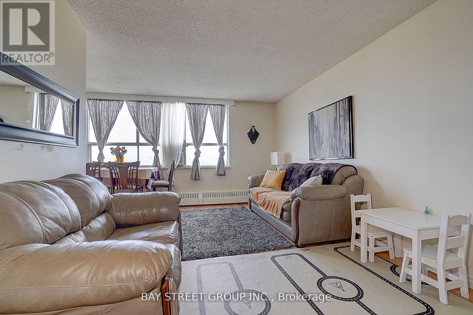 1512 - 5 Parkway Forest Drive, Toronto, Ontario  M2J 1L2 - Photo 10 - C12756330