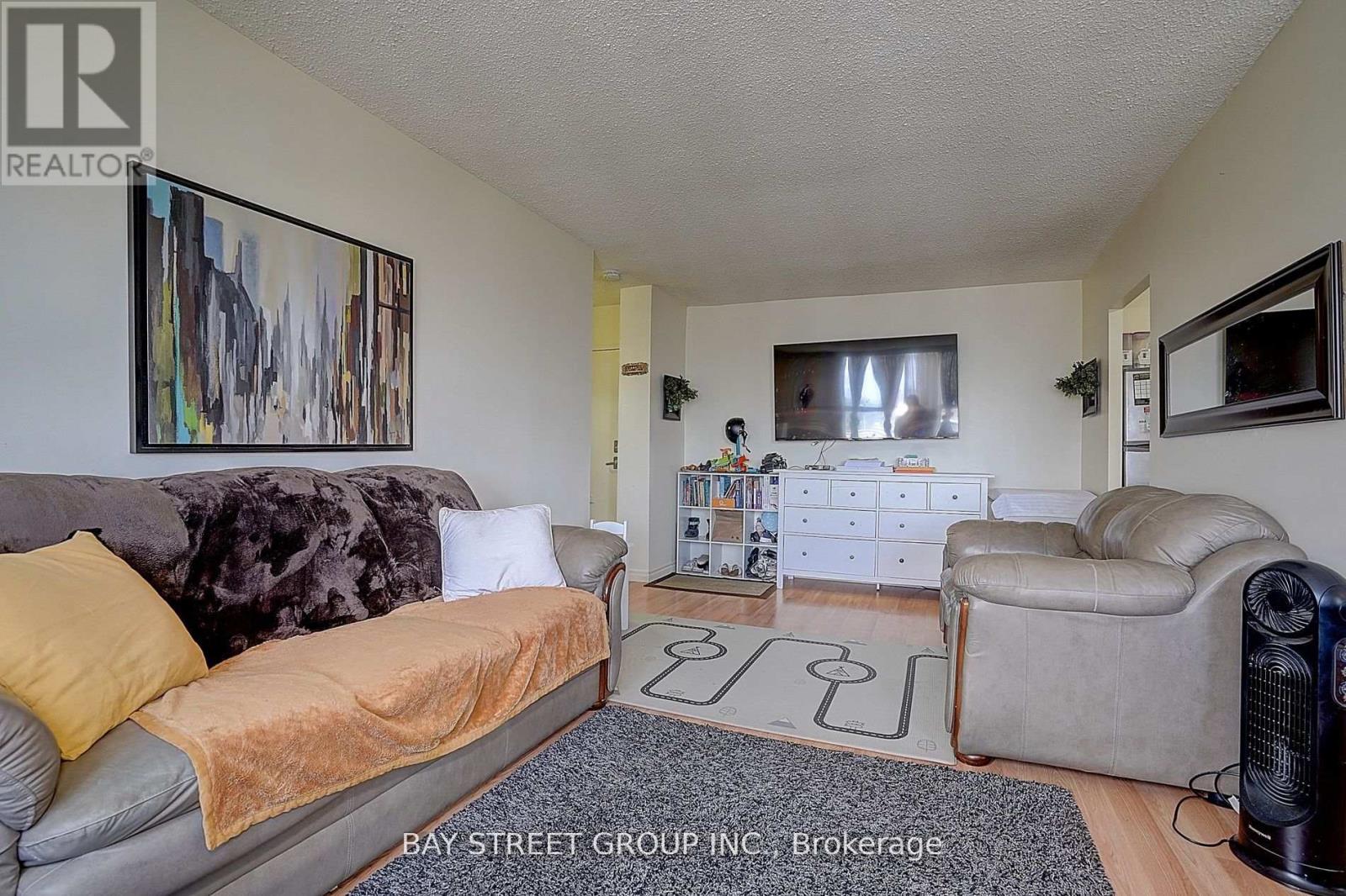 1512 - 5 Parkway Forest Drive, Toronto, Ontario  M2J 1L2 - Photo 11 - C12756330