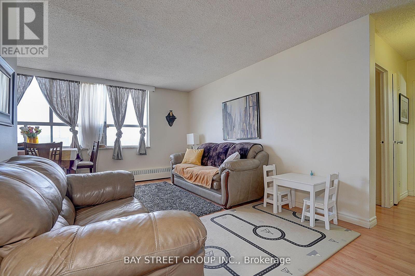 1512 - 5 Parkway Forest Drive, Toronto, Ontario  M2J 1L2 - Photo 7 - C12756330