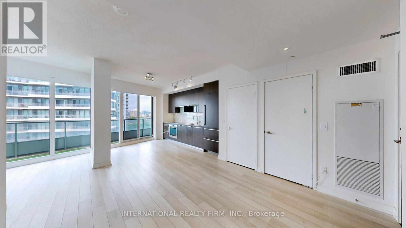 1907 - 117 Mcmahon Drive, Toronto (Bayview Village), Ontario  M2K 0E4 - Photo 3 - C12756352